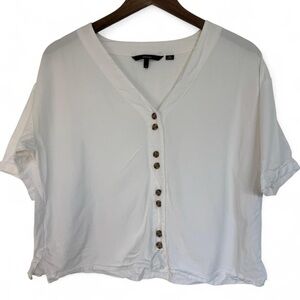 Small White Vero Moda Button-Up Top with Relaxed Fit Blouse Shirt Minimalist
